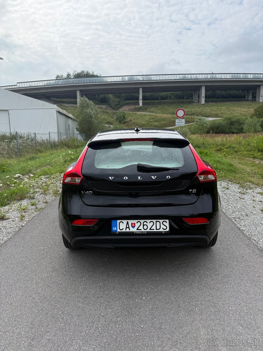 Volvo V40 T2 r.v. 2019 - 3