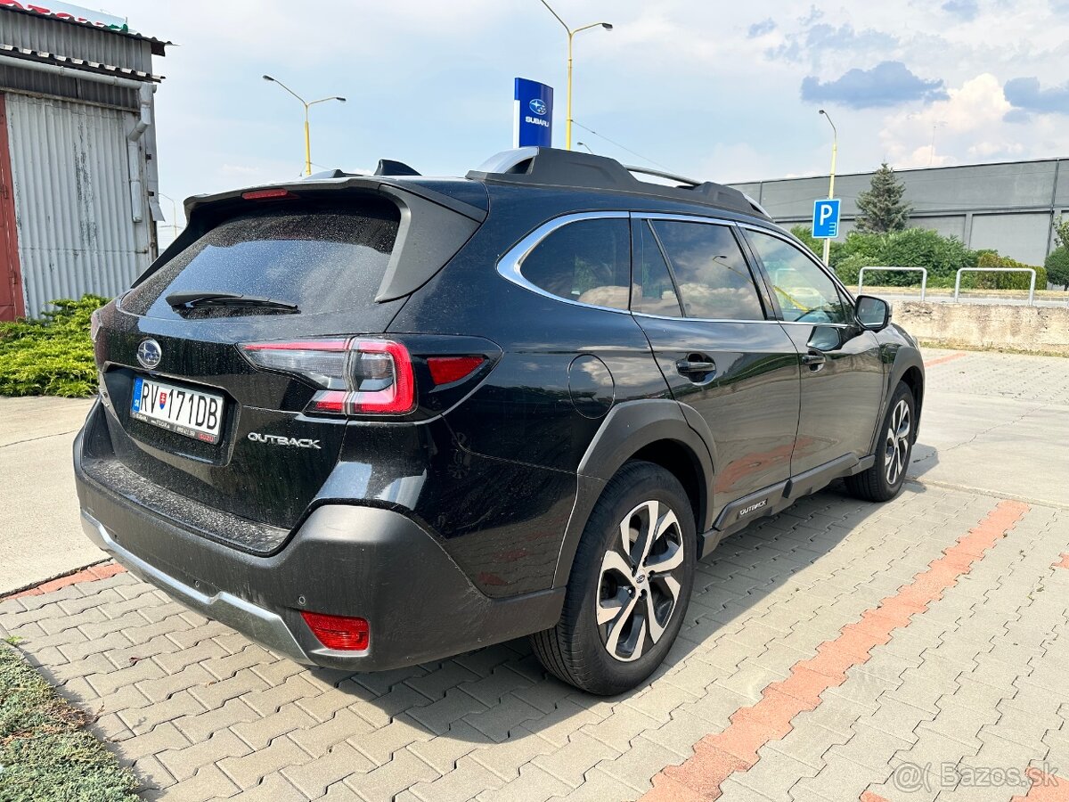 Subaru Outback 2,5i CVT PREMIUM - 3