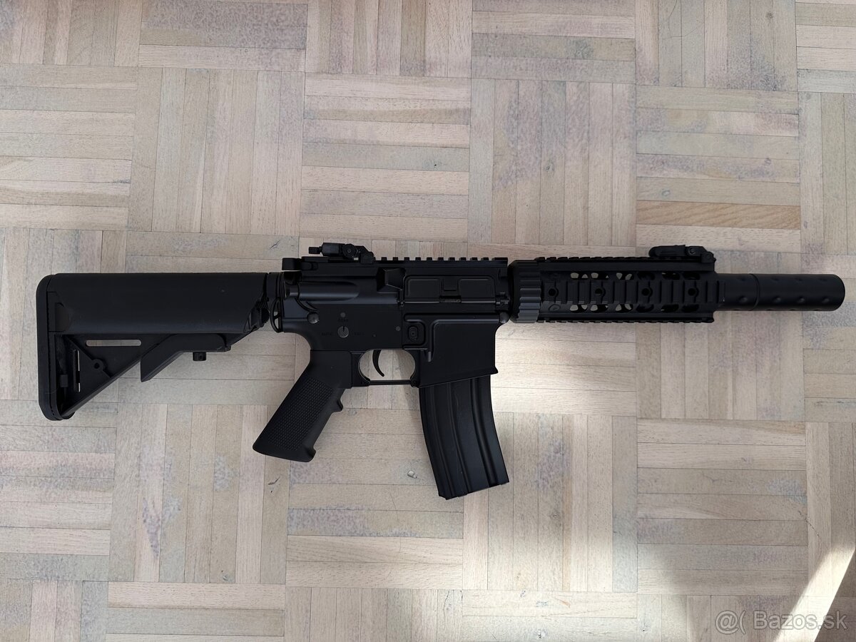 M4 CYMA airsoft replika - 3