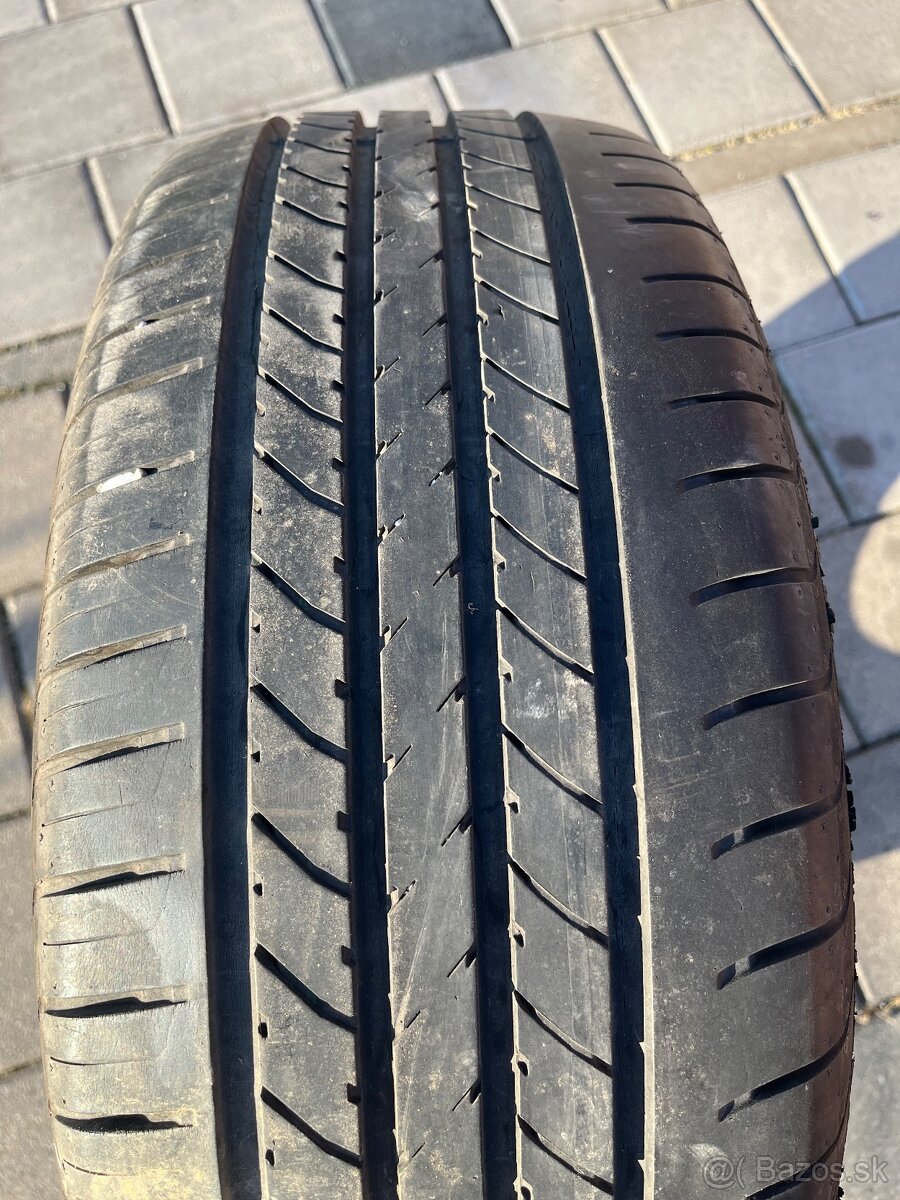 Goodyear efficientgrip 205/50 r17 - 3
