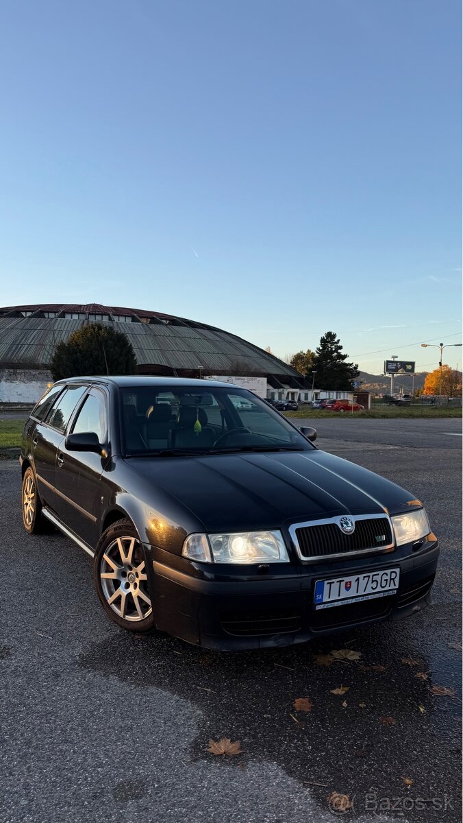 Škoda Octavia RS 1.8 Turbo - 3