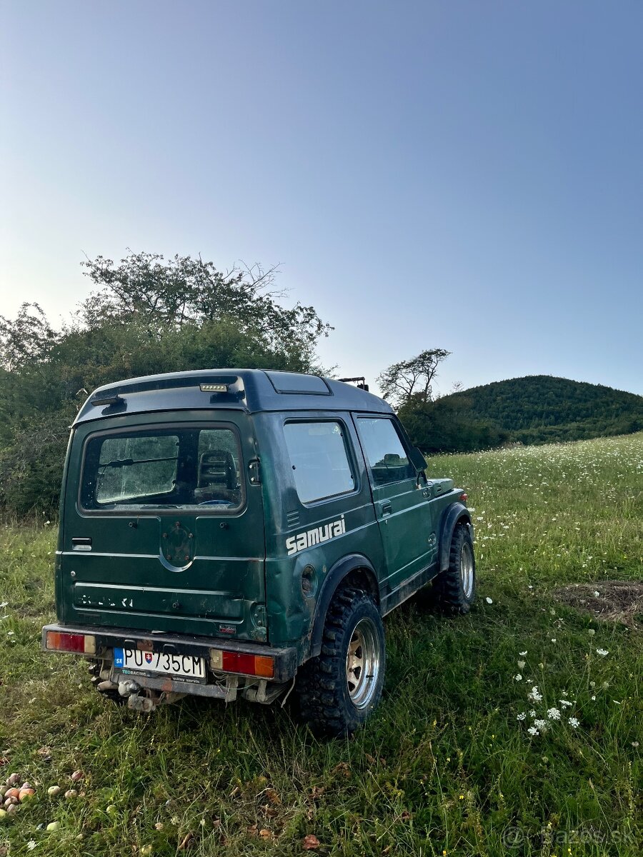 Suzuki Samurai SJ413