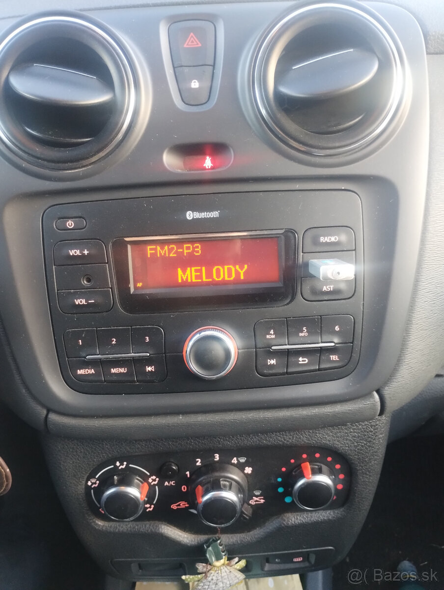 Dacia lodgy - 7 miest, 89 000km - 3