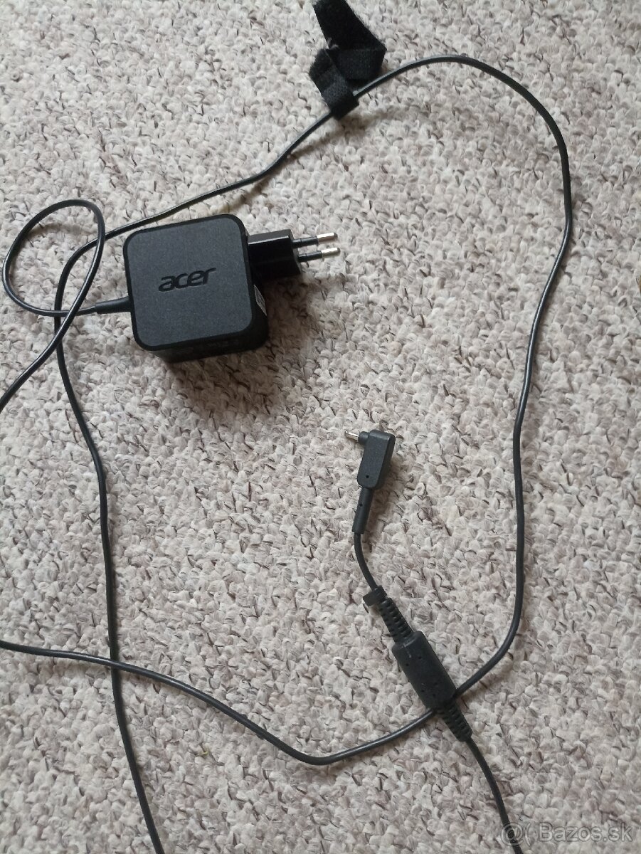 Predám notebook Acer Swift SF113-31 - 3