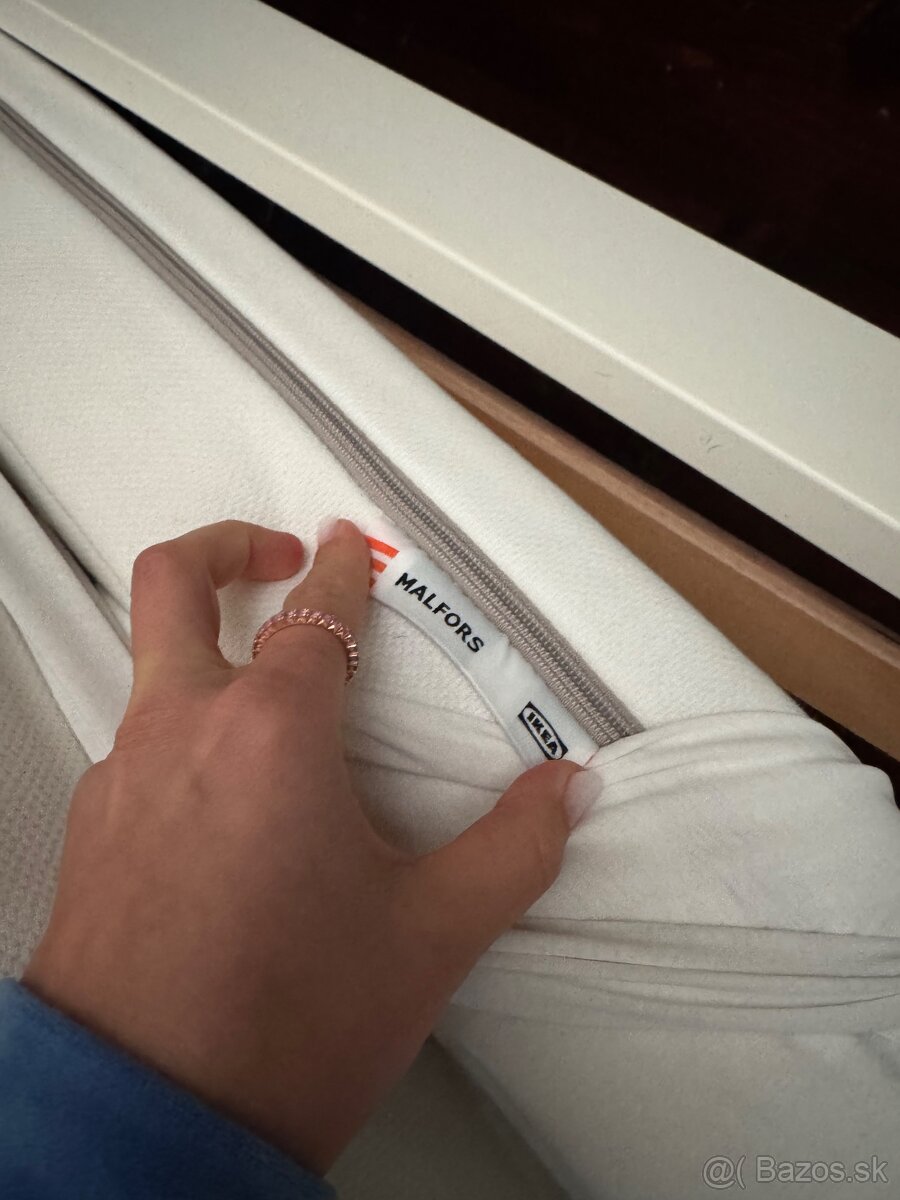 Ikea matrac + ochranny matrac s pamatovou penou - 3