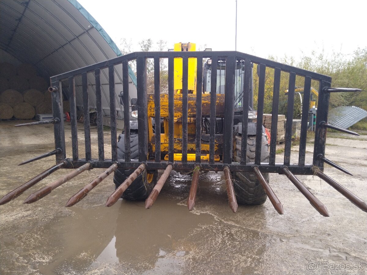 Adaptér na rozhrn siláže - 3