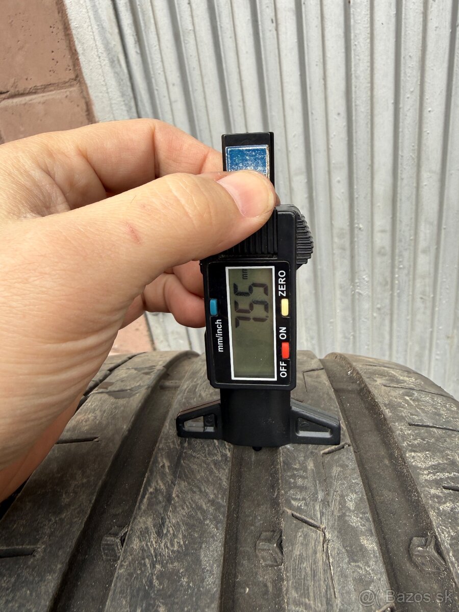 Letne pneumatiky CONTINENTAL 255/45 R19 - 3