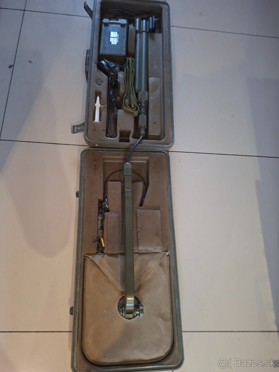 Vojenský detektor kovov - 3