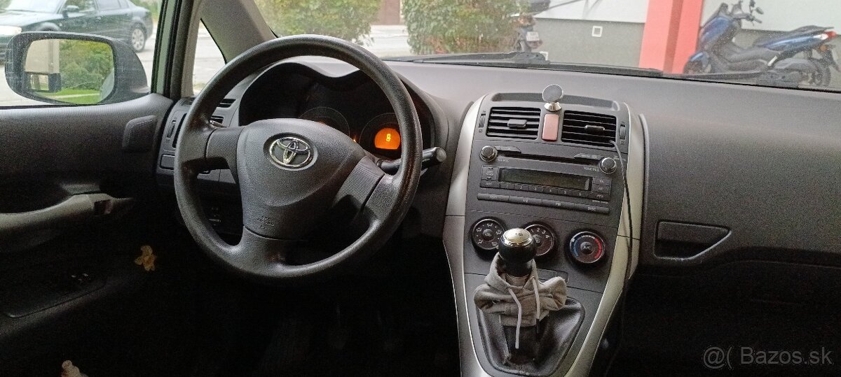 Toyota Auris - 3