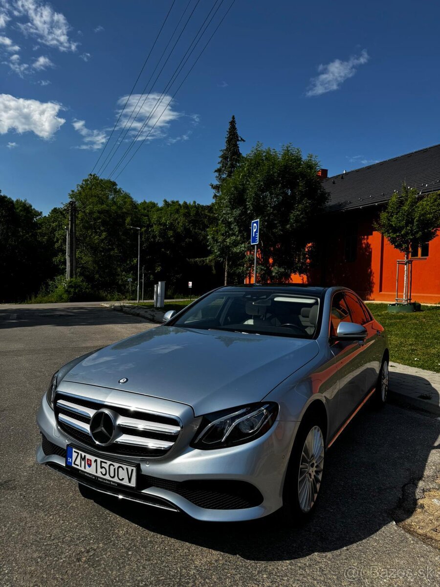 Mercedes E220 - 3