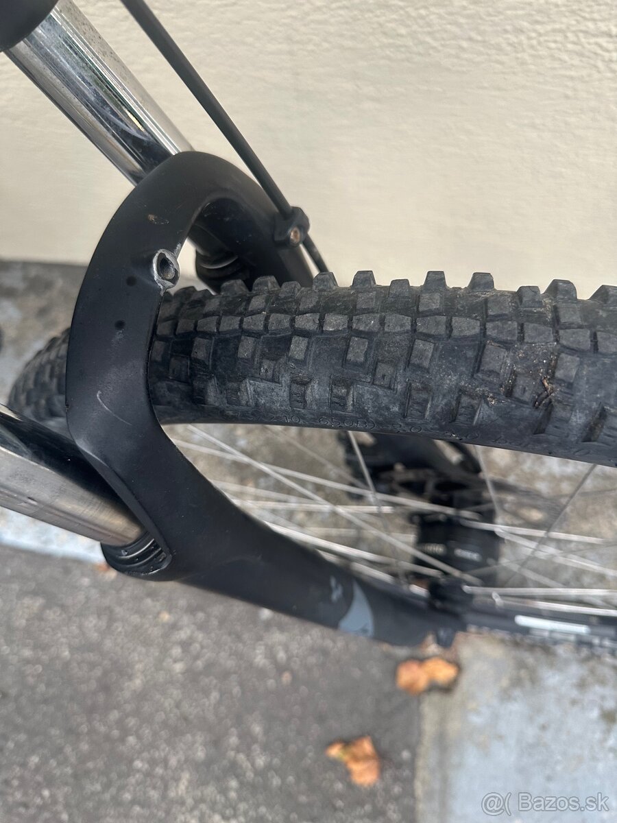 Bicykel Cube Aim 27.5’ - 3