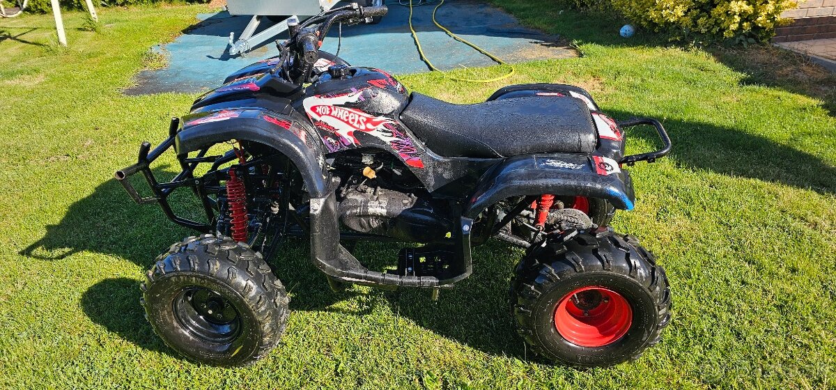 Predám ATV 150cc
