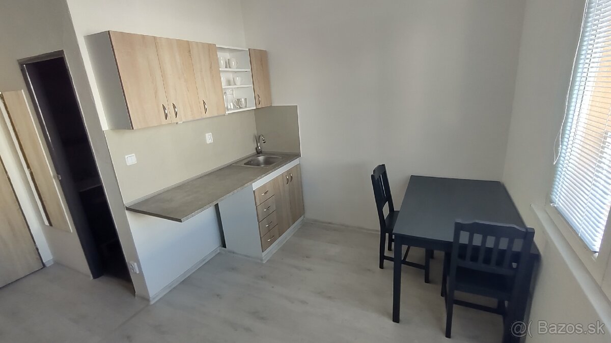 1 izbový byt na Internátnej ulici - 3