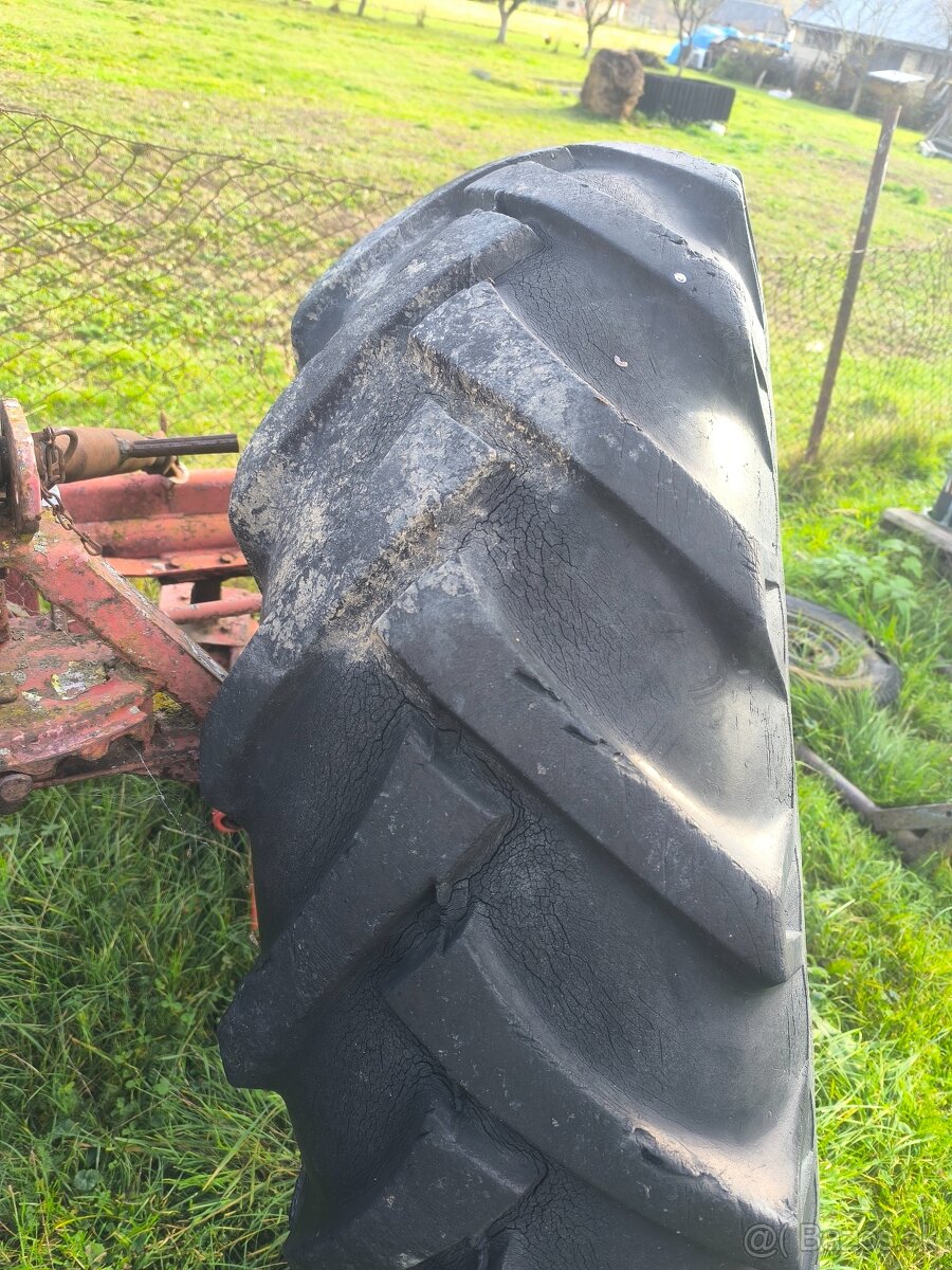 Pneumatiky 16.9-28 - 3