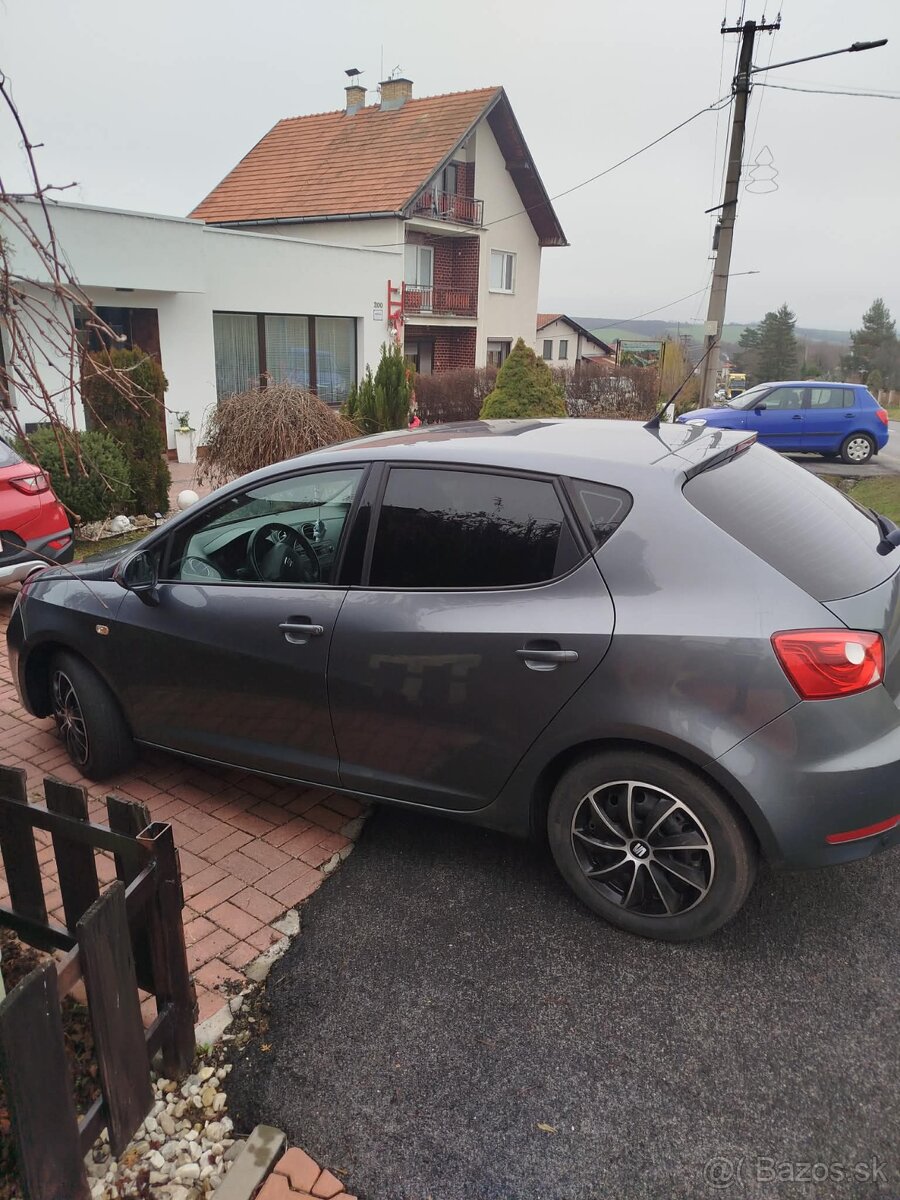 Predám Seat Ibiza - 3