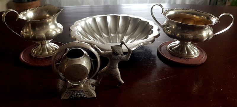 striebro, cajník, konvička, misa, lyžičky...BOLO - 3