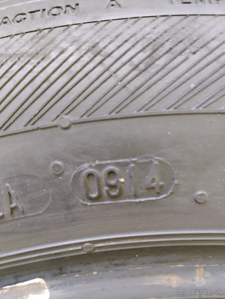 Predám dve letné gumy 165/70 r14 - 3