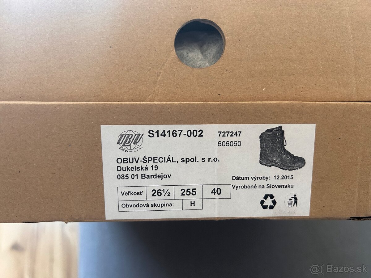 Vojenské Goratex Kanady - 3