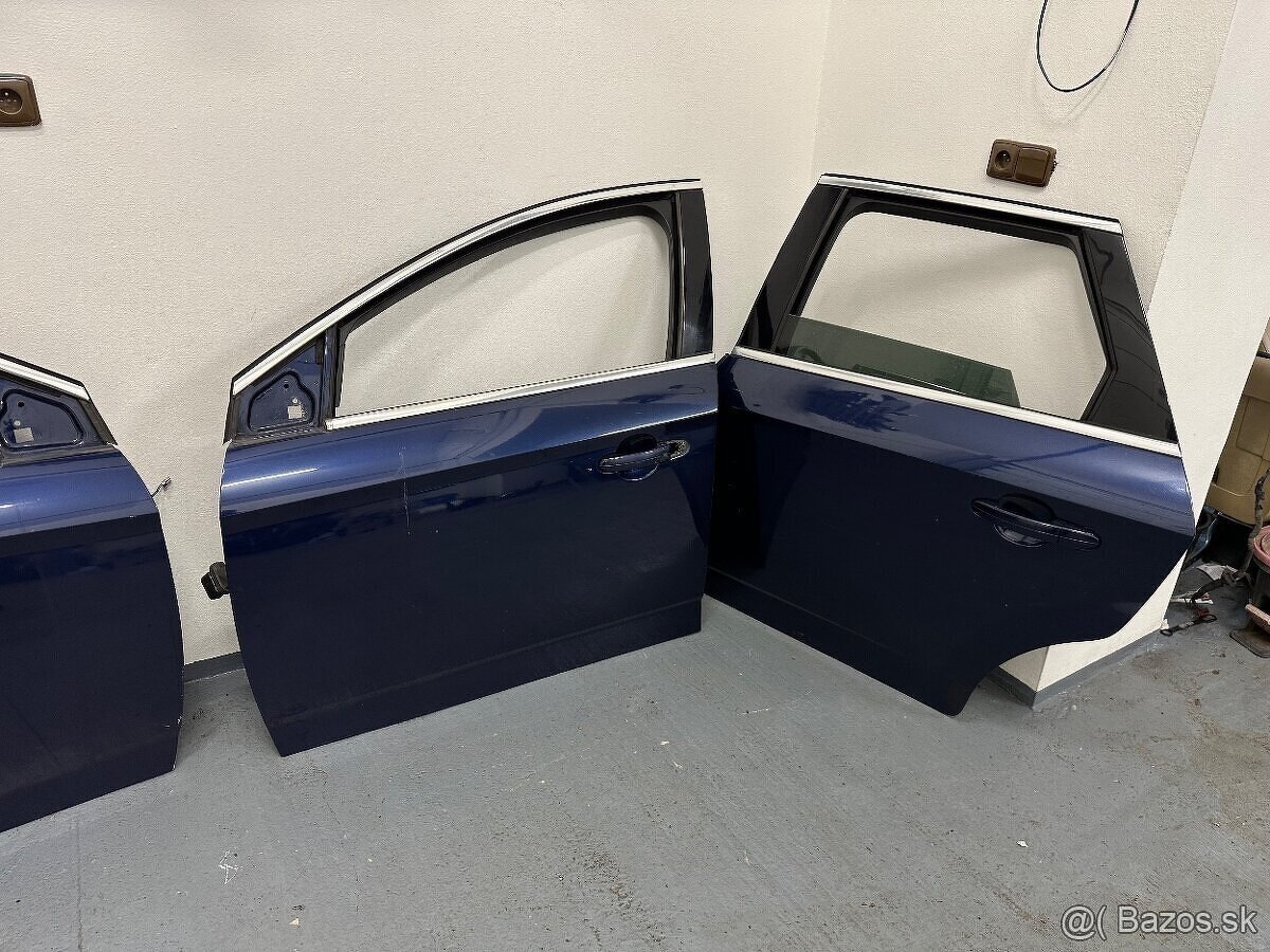 Ford Mondeo mk4 bočné dvere - 3