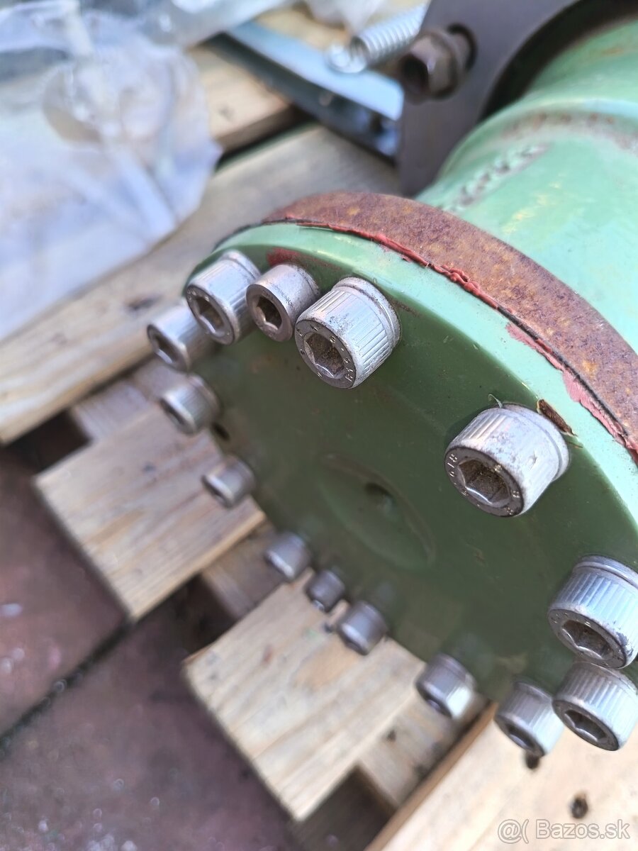 Zadna naprava Multicar M 25 s uzavierkou - 3