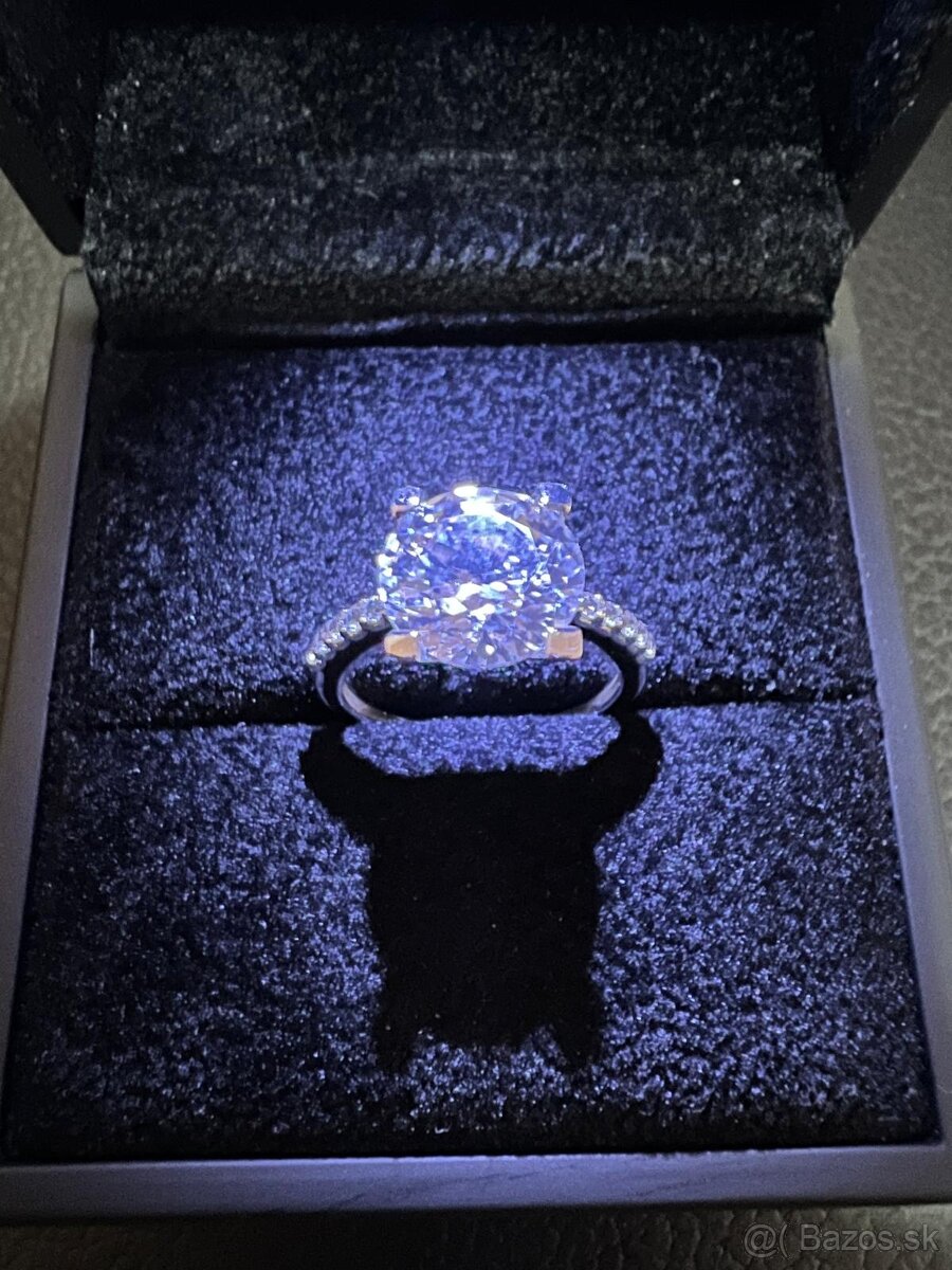 Zlatý dámsky prsteň a prstene - 3