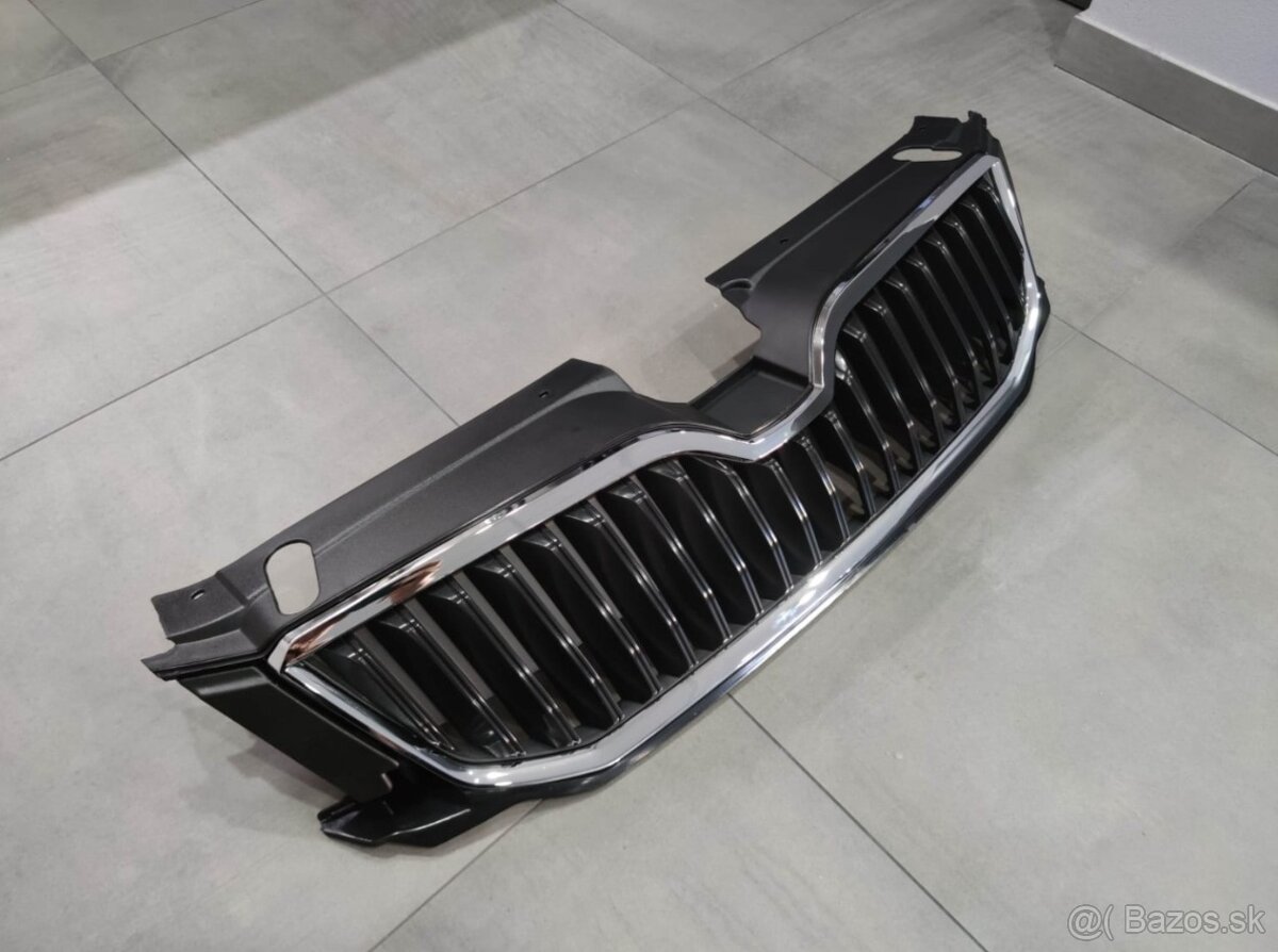 Predna maska Skoda OCTAVIA III - 3