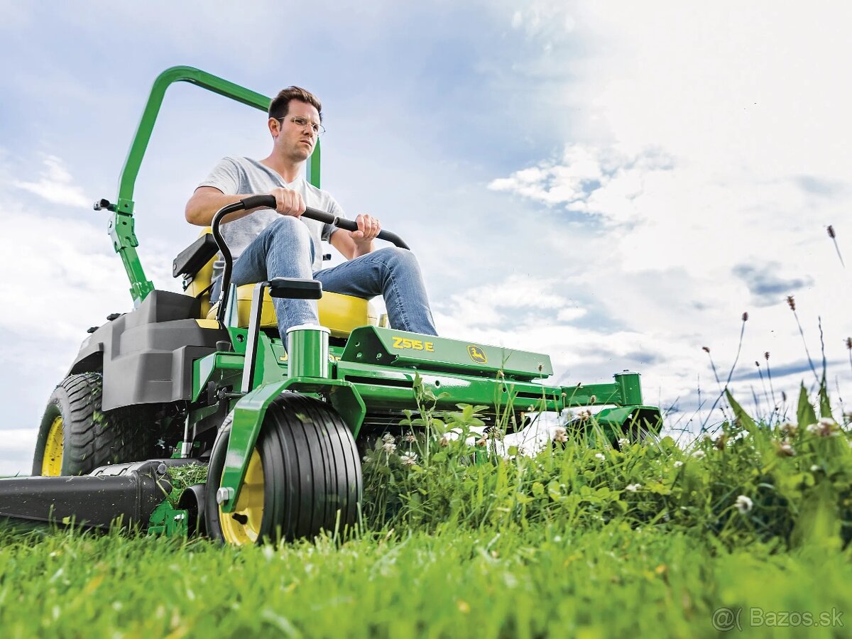 Predám John Deere Z515E - 3
