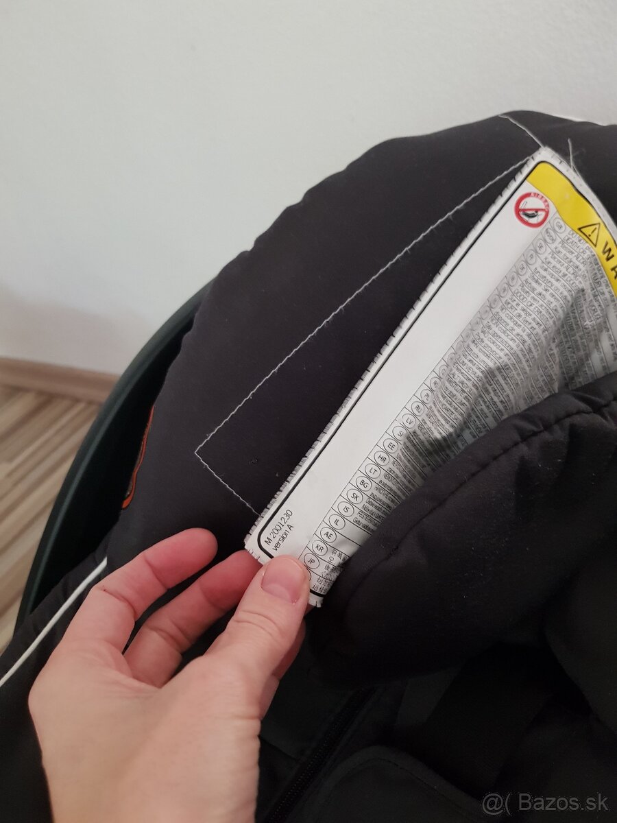 Vajicko Besafe a isofix izi go - 3