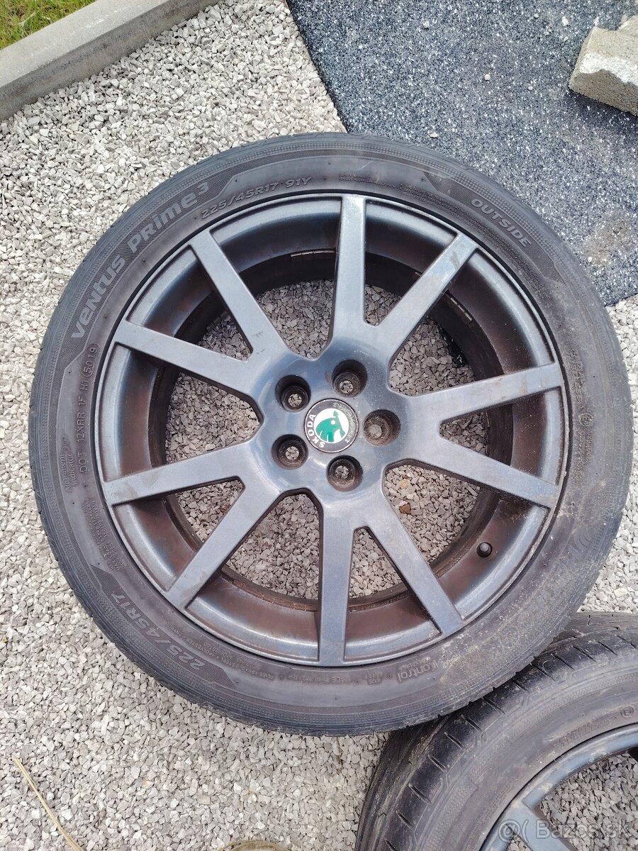 Predám 17" Octavia 1RS - 3