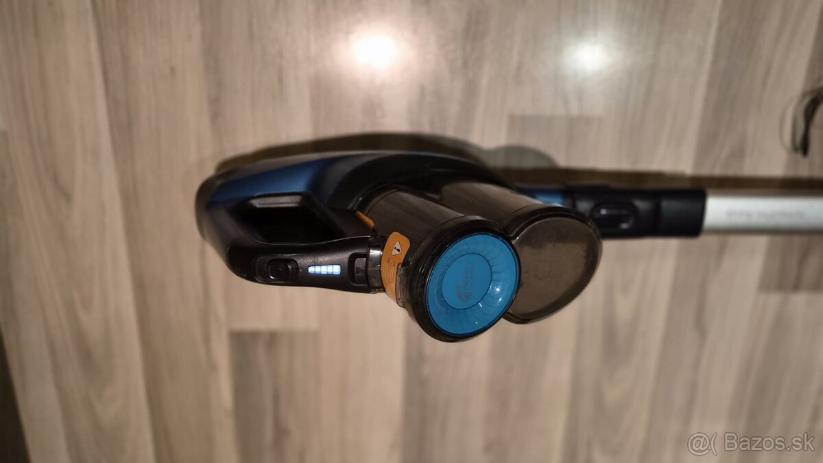 Aku Vysávač Philips SpeedPro Aqua - 3