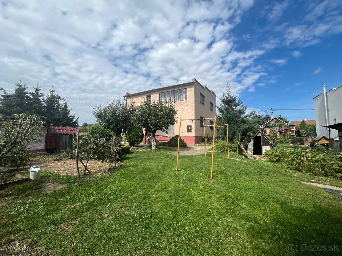 Šaca - 5 izbový rodinný dom s peknou záhradou - 3