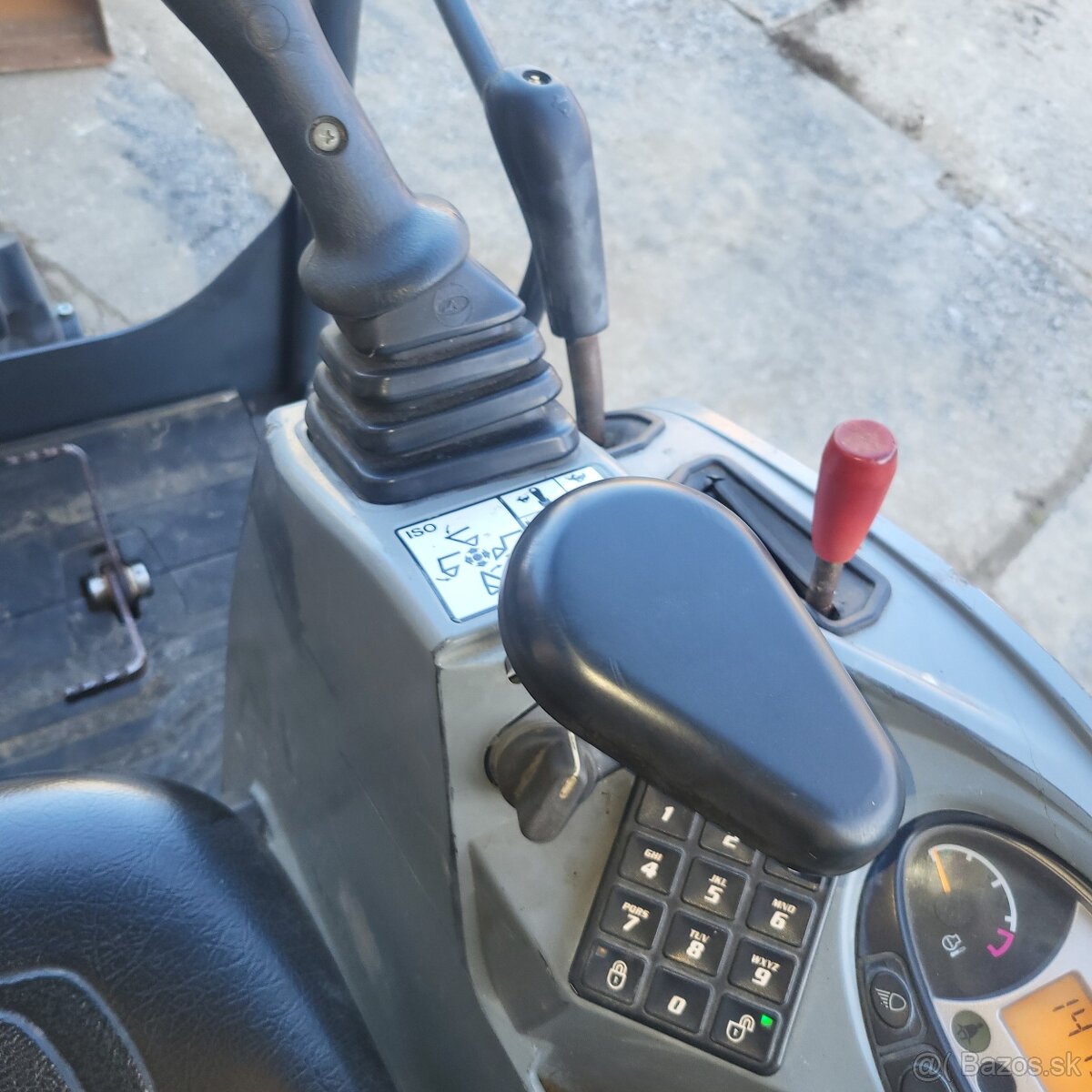 BOBCAT E17 r.v.: 2018 - 3