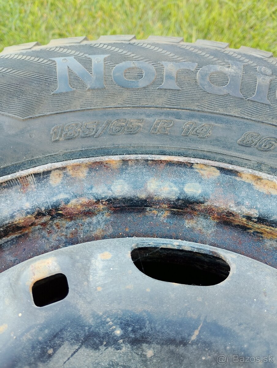 Predám pneumatiky s diskami 185/65 r14 - 3