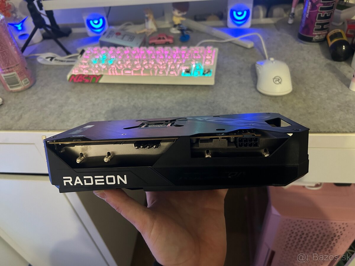 ROG Strix Radeon™ RX 6650 XT 8gb - 3