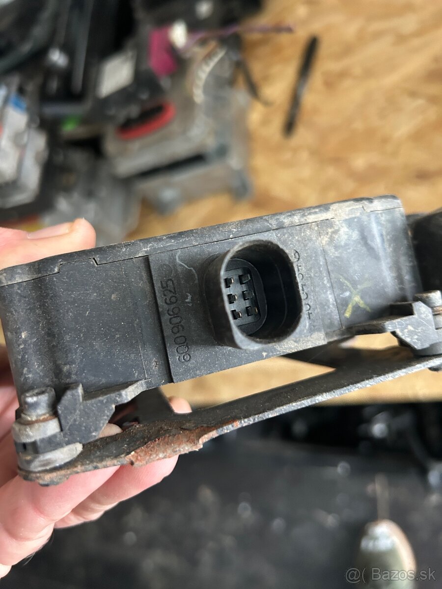 Elektromageticky blok na podtlaky - 3