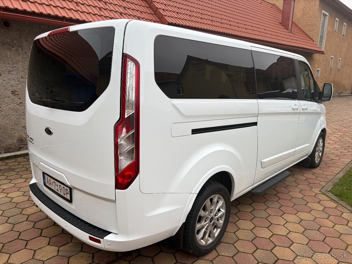 Predam Ford Tourneo Custom - 3