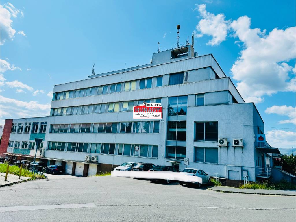 (16 m²) GARÁŽ NA PRENÁJOM V CENTRE - 3