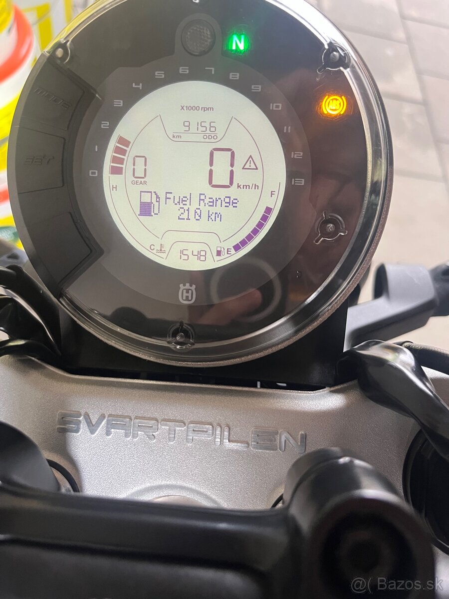 Husqvarna vitpilen 401 - 3