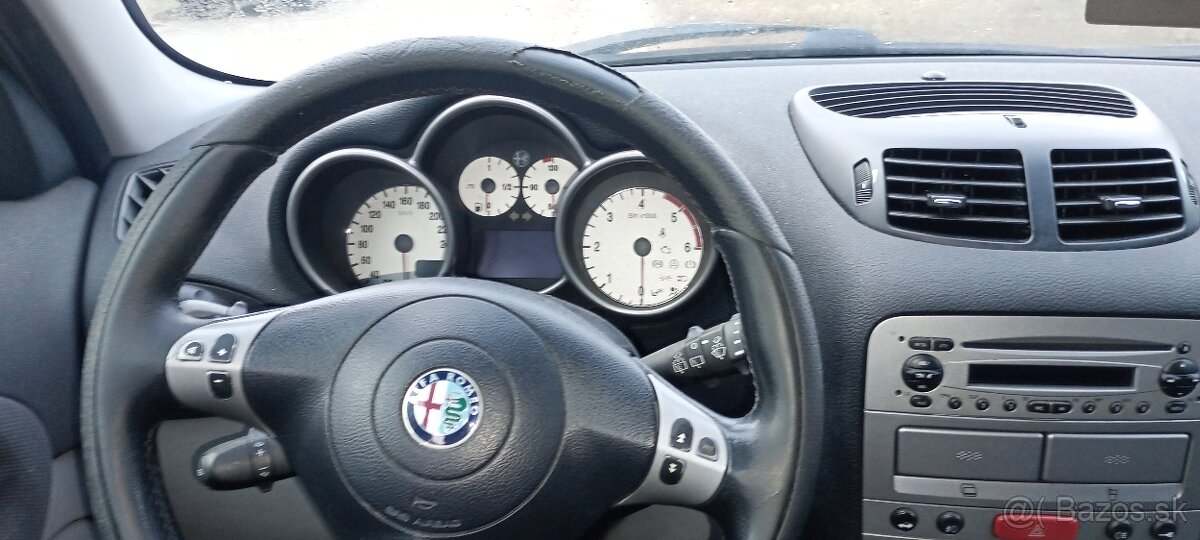 Alfa Romeo 147 1.9jtd 16V aj na ND len v celku
