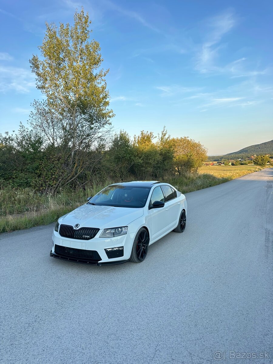Škoda Octavia RS230 - 3
