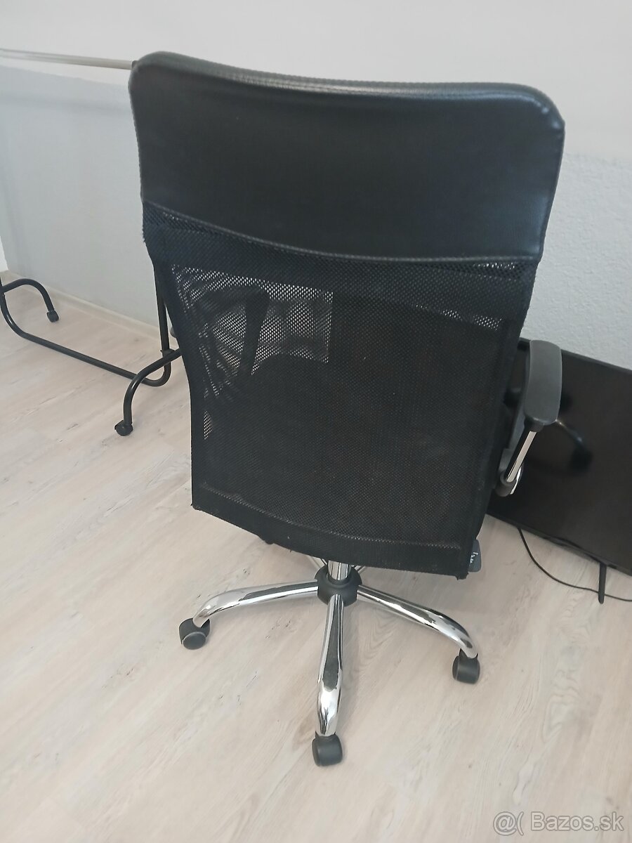 Kancelársky stôl+ otočná stolička - 3