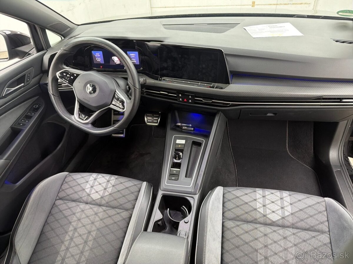 VW Golf VIII Variant R-Line 110KW - 3