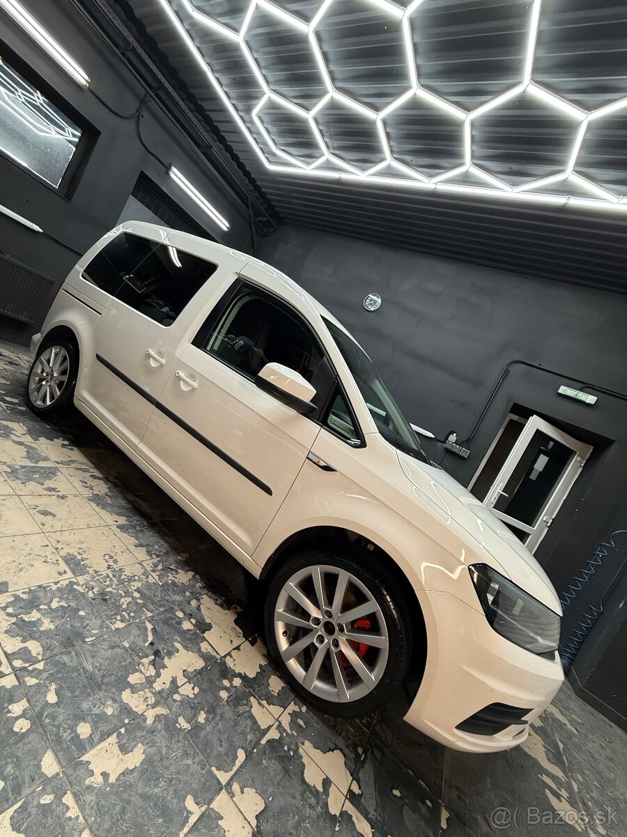 Volkswagen Caddy 2.0 TDi - 3