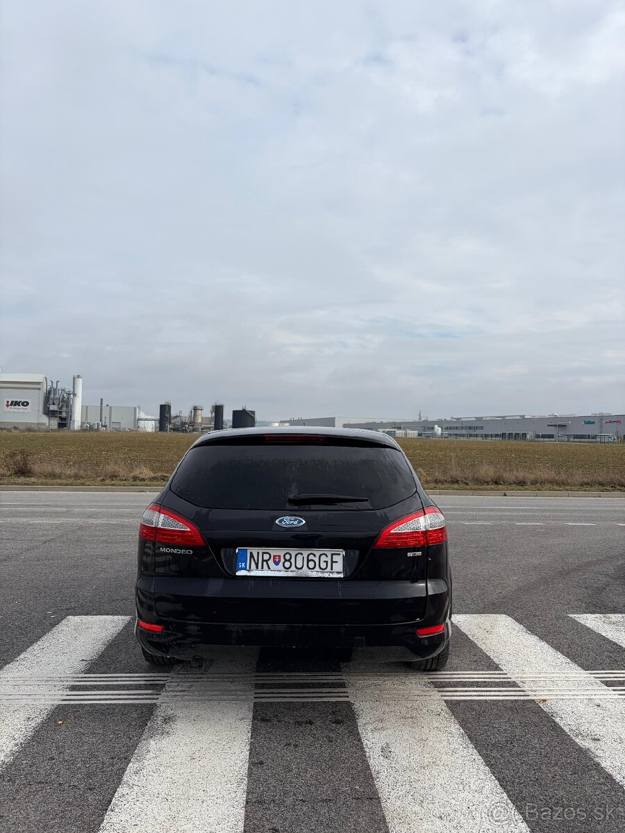 Predám Ford mondeo - 3