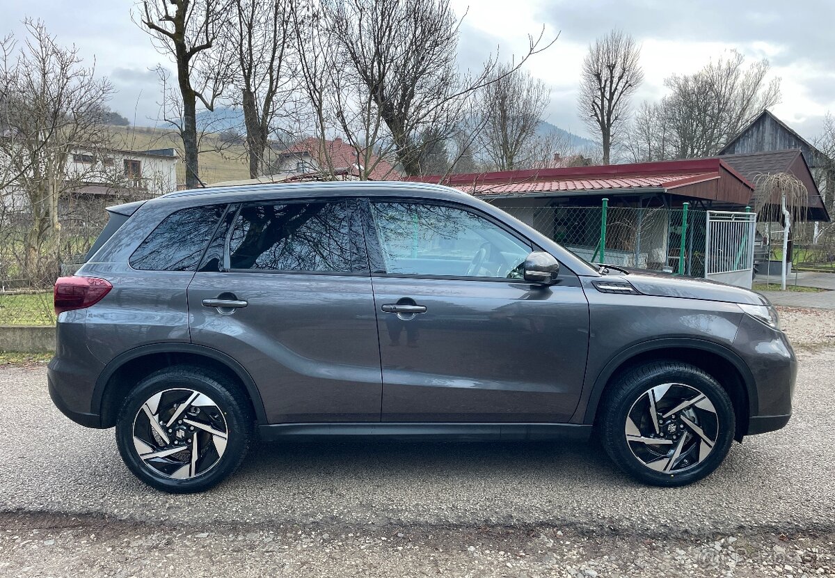 Suzuki Vitara 4x4 elegance 2025 600km - 3