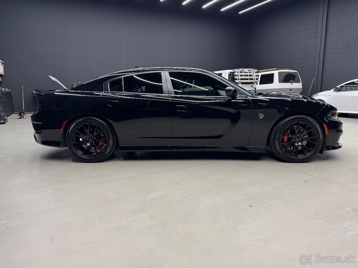 Dodge Charger 6.2 Hellcat - 3