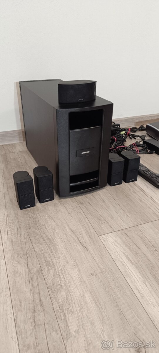 Bose Lifestyle V35 čierne - 3