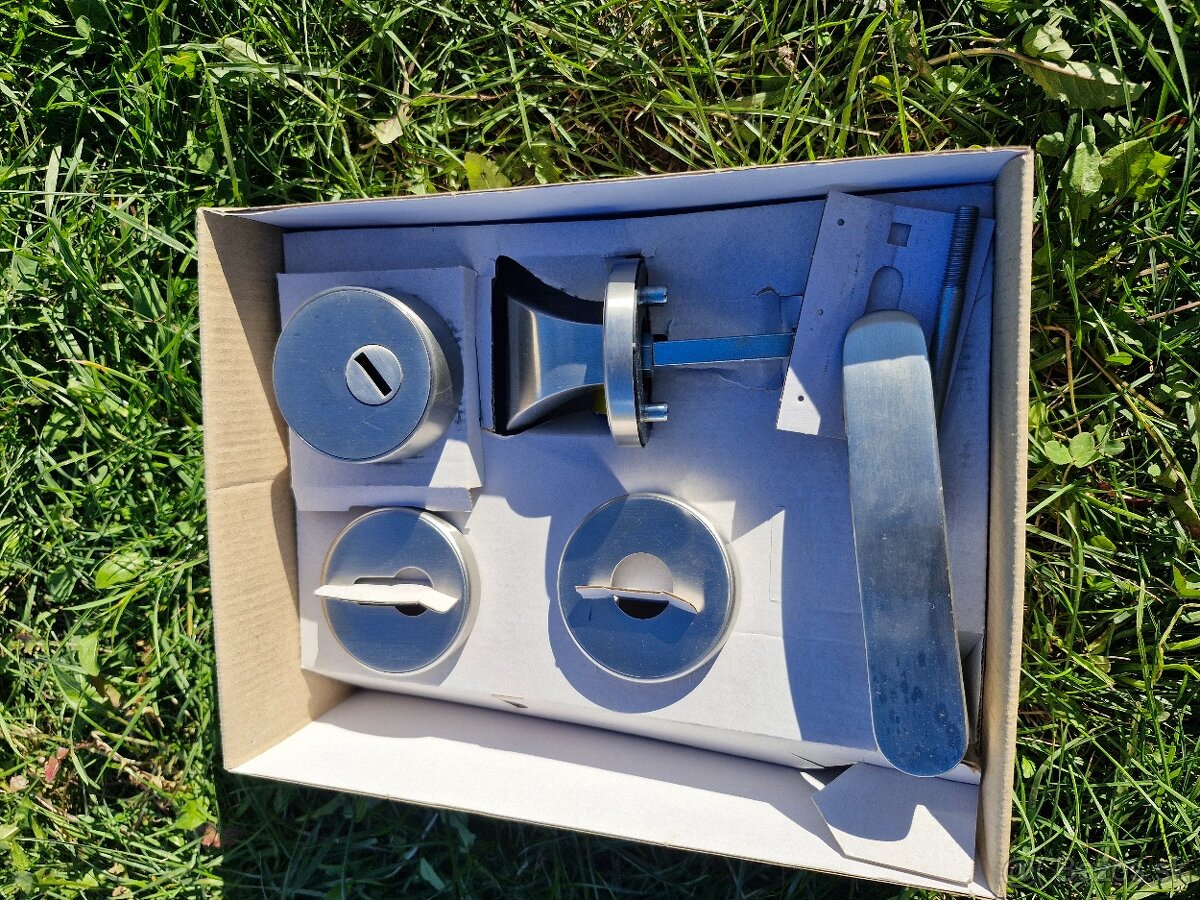 Bezpecnostne kovanie na vchodove dvere - 3