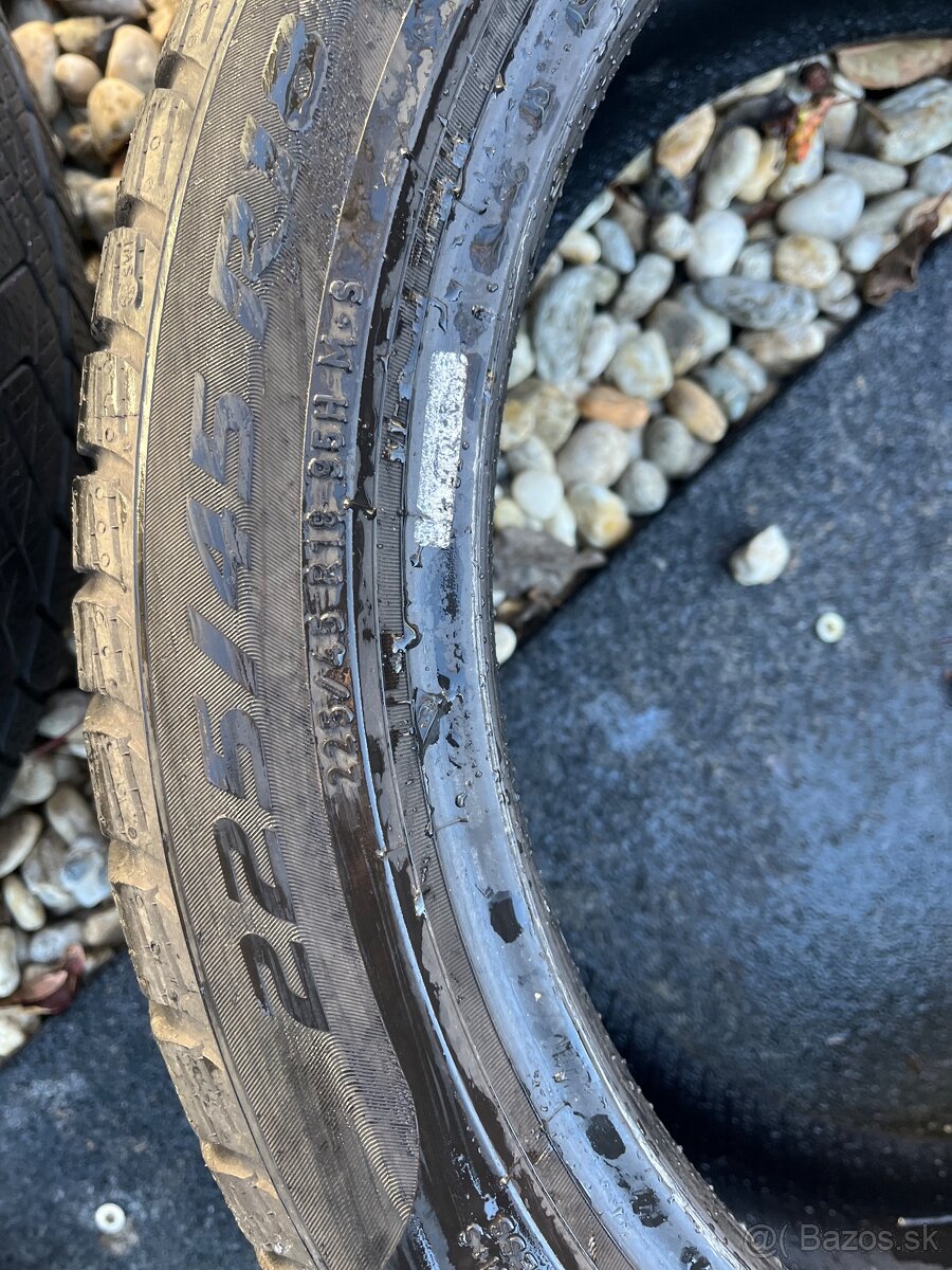 225/45 R18 zimna sada Pirelli - 3