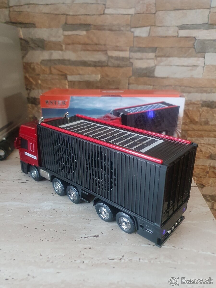 Predam nove radio WSTER-kamion-SOLAR - - 3